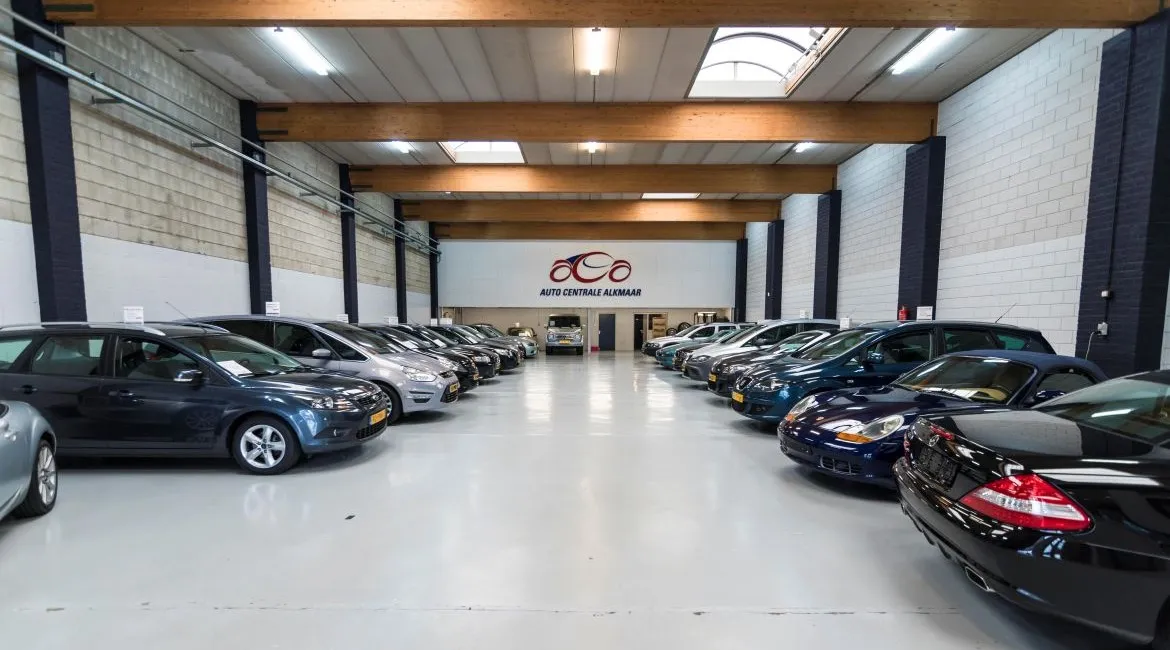 AC Autocentrale Alkmaar showroom