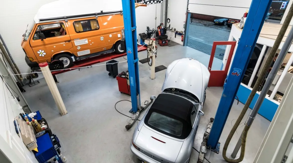 AC Autoservice van Tricht werkplaats