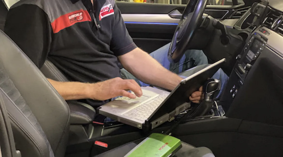 Uitlezen elektrische of hybride auto