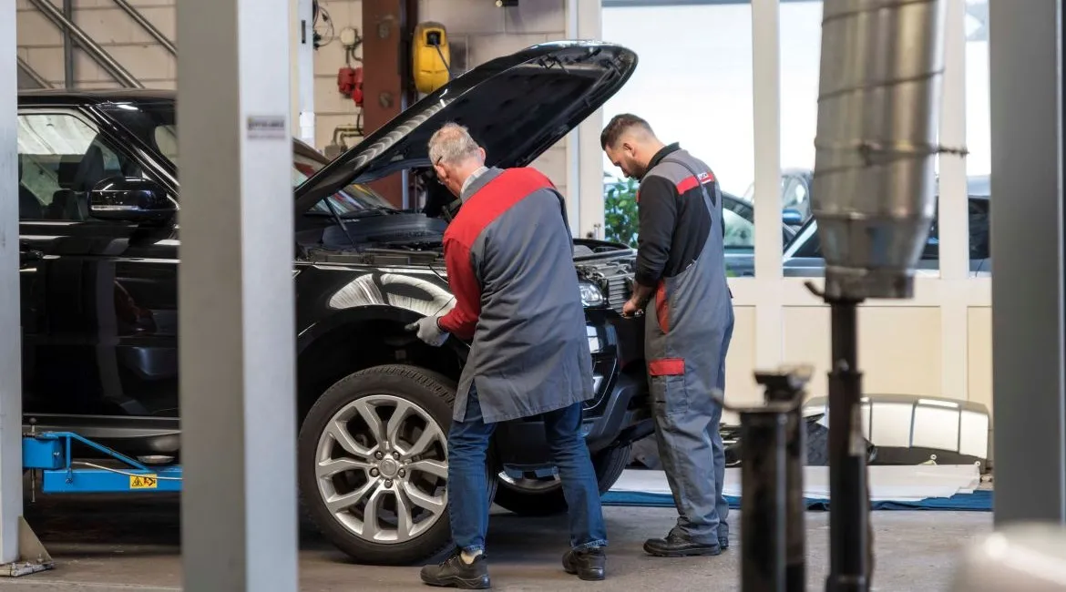 AC Autobedrijf Janssen monteur