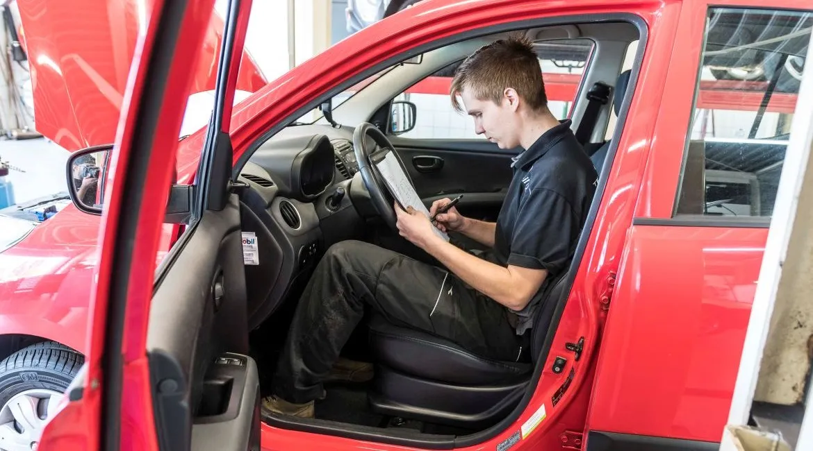 AC AUTO-HOME Technocenter monteur