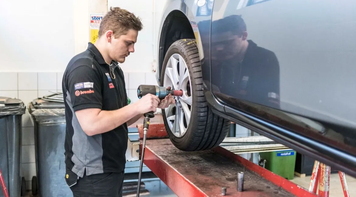 AC AUTO-HOME Technocenter monteur