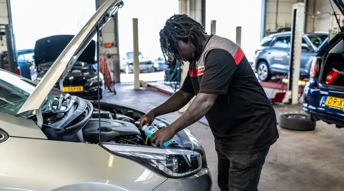 AutoCrew Waddinxveen werkplaats