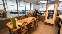 AC Autobedrijf Janssen wachtruimte